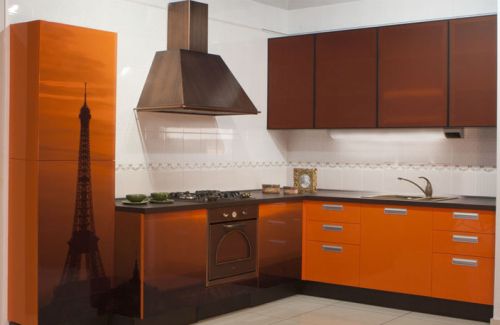 Угловая кухня 9 кв. метров